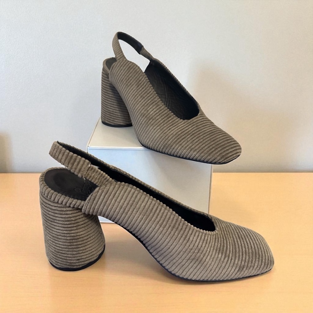 Castaner Round Statement Heels Size 37